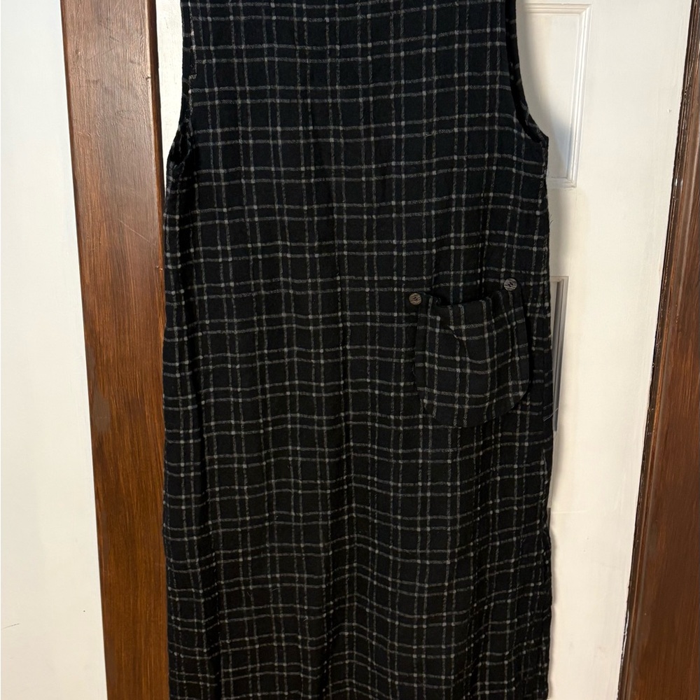 Grape Co. Ltd - Black and White Plaid Sleeveless Dress